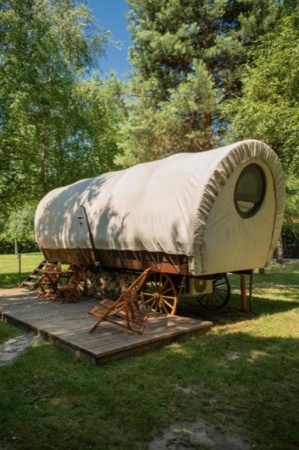 Várlak Glamping
